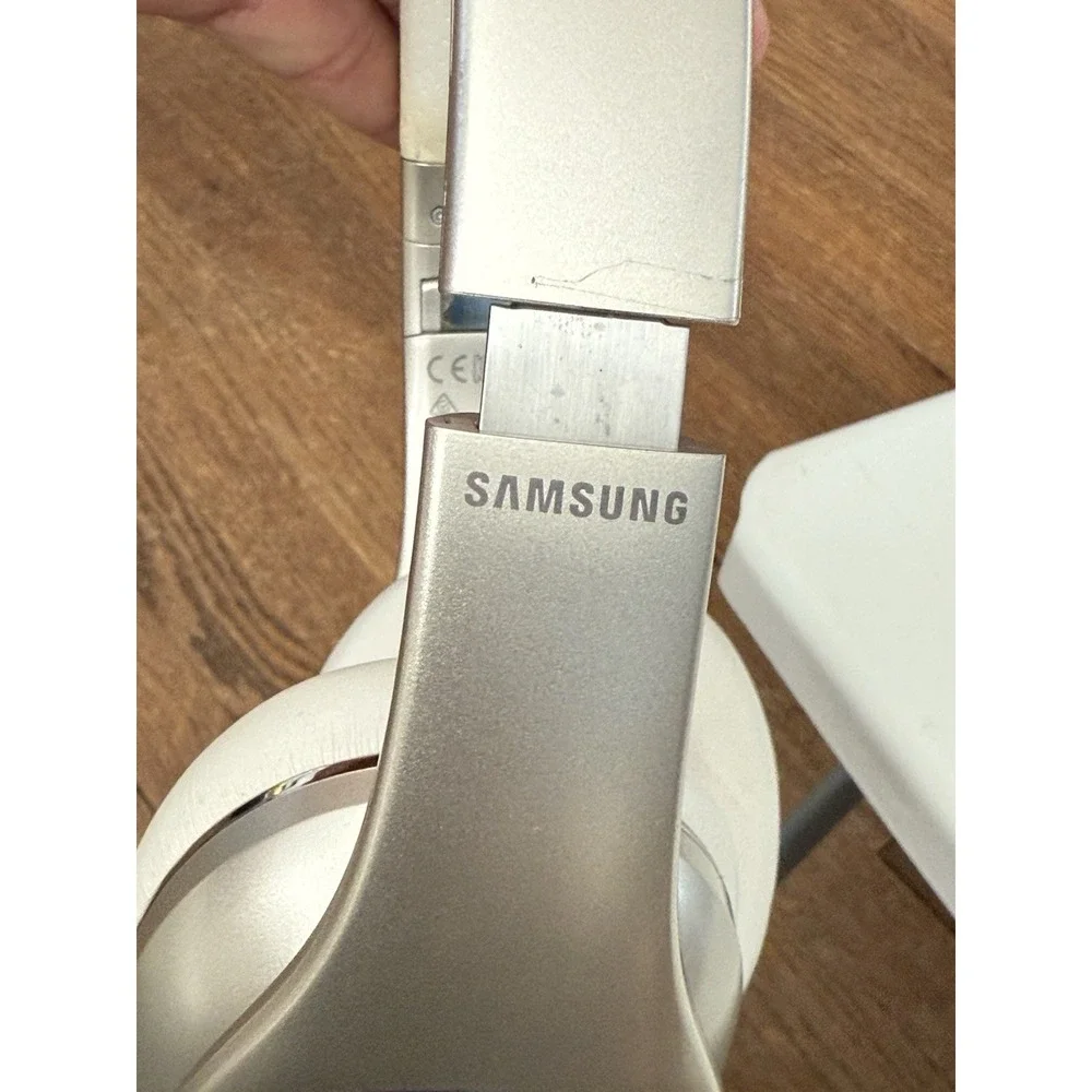 Samsung Level On Wireless Pro Bluetooth Headphones -‎ Gold (EO-PN920CFEG)